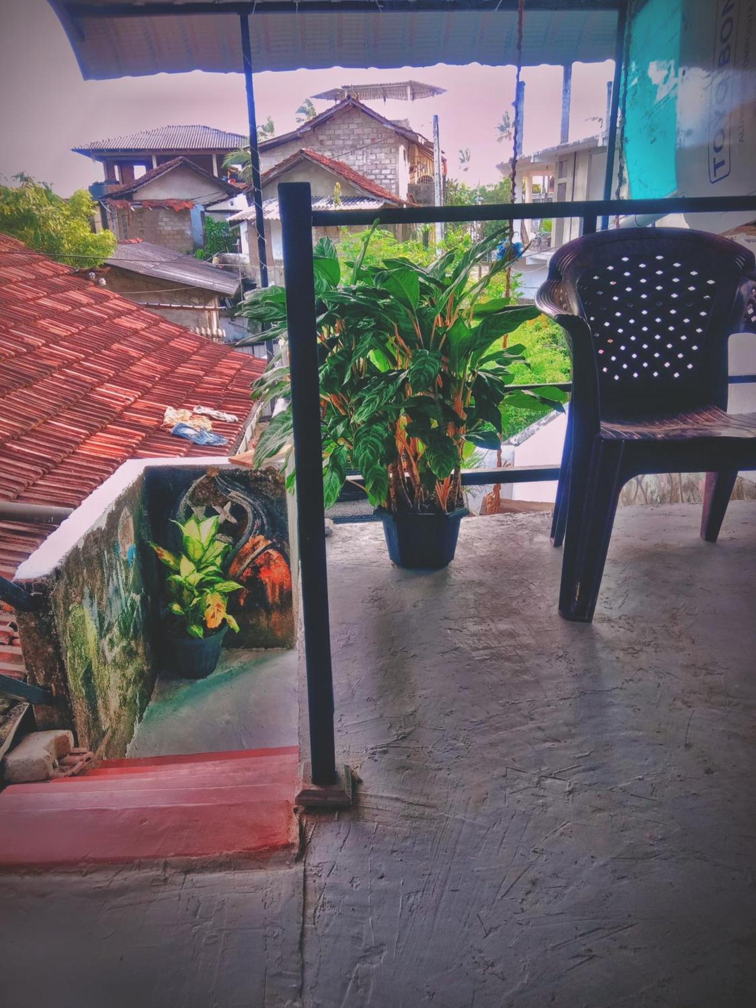 Sandaru Surffing Inn Weligama Esterno foto